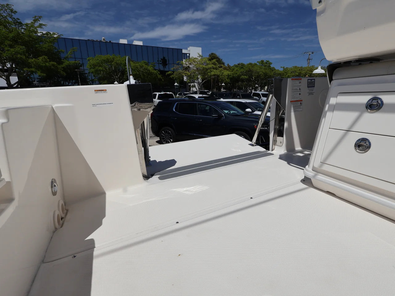 2026 Boston Whaler 280 Dauntless 28.0 feet, Clearwater, Florida #12