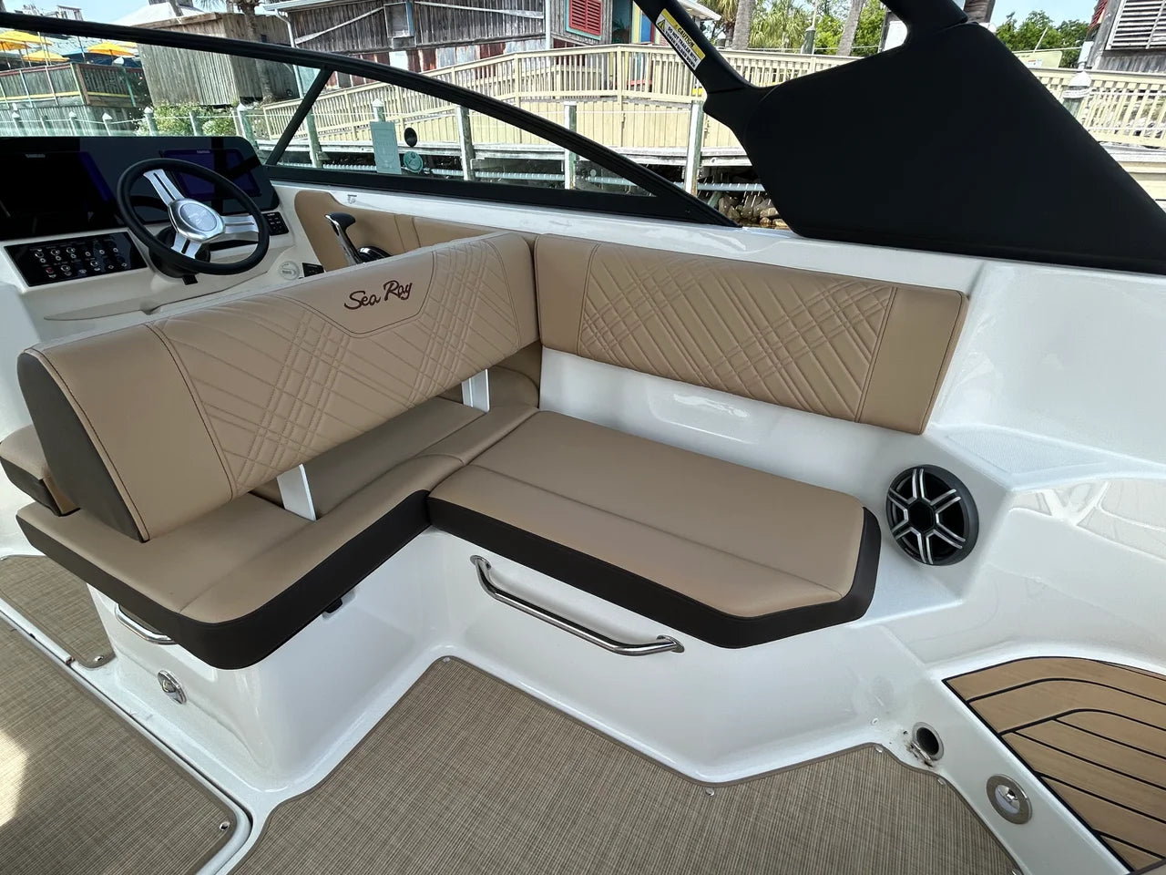 2026 Sea Ray SDX 250 Outboard 25.0 feet, Clearwater, Florida #17