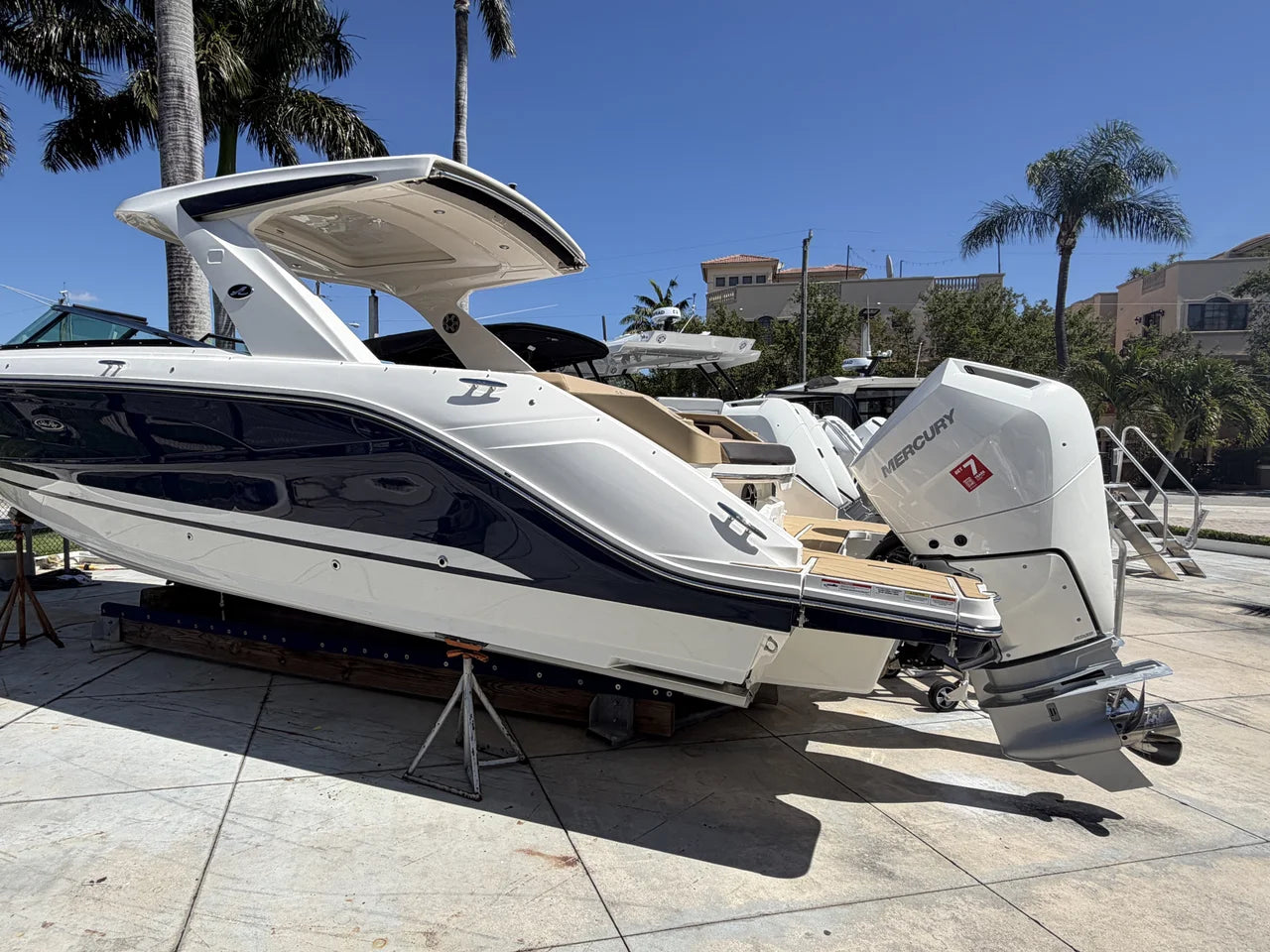 2026 Sea Ray SLX 310 Outboard 31.0 feet, Clearwater, Florida #3
