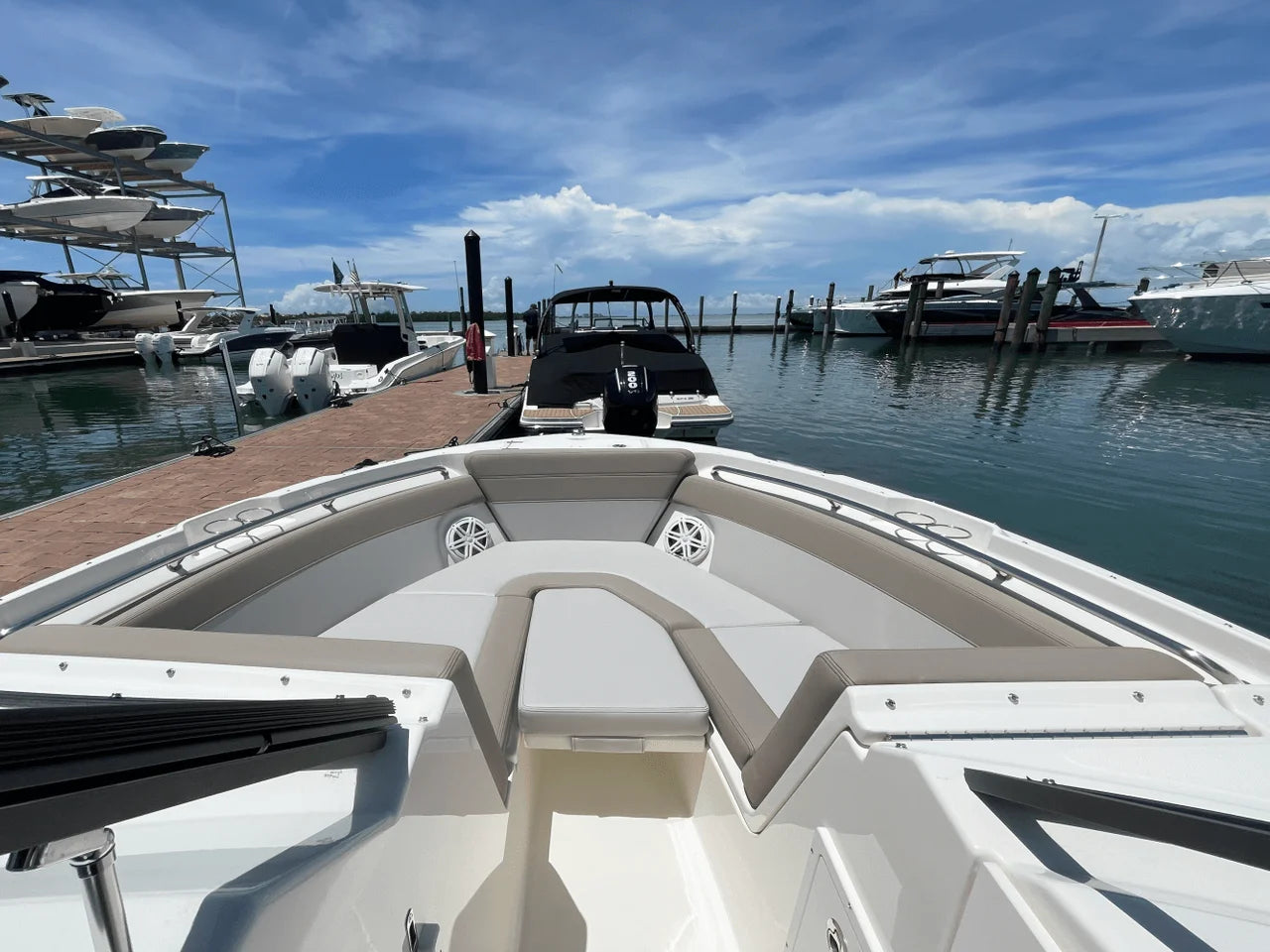 2025 Boston Whaler 210 Vantage 21.0 feet, Clearwater, Florida #27