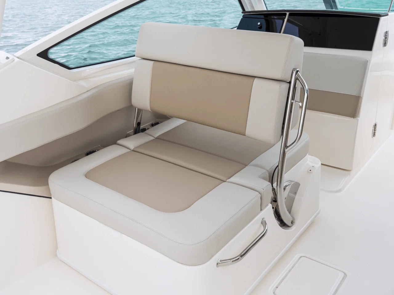 2026 Boston Whaler 280 Vantage 27.0 feet, Clearwater, Florida #53