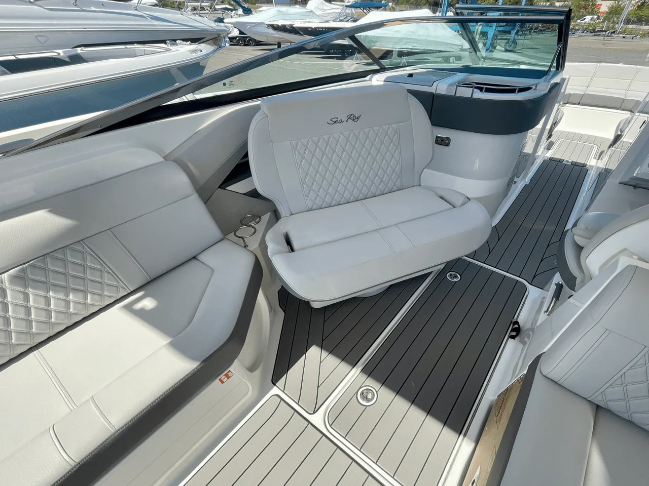 2026 Sea Ray SLX 310 Outboard 31.0 feet, Clearwater, Florida #13