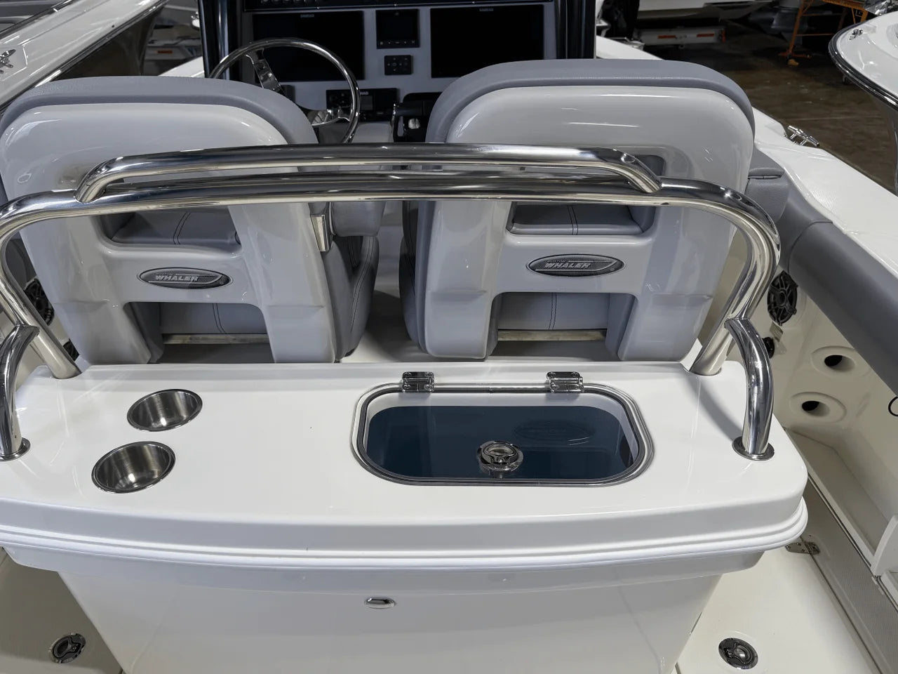 2026 Boston Whaler 250 Outrage 25.0 feet, Clearwater, Florida #3