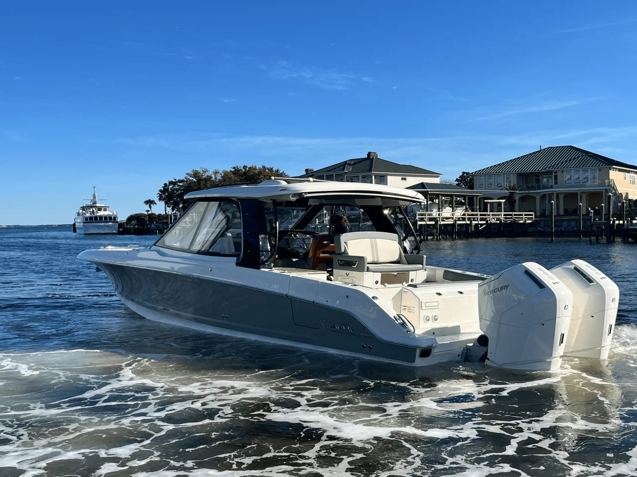 2025 Boston Whaler 380 Realm 38.0 feet, Clearwater, Florida #8