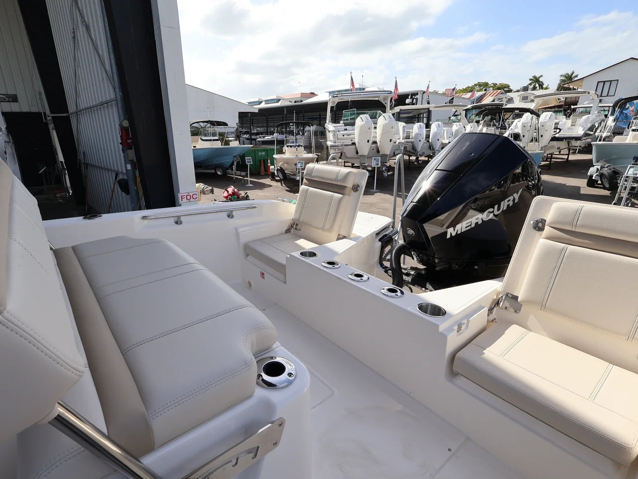 2026 Boston Whaler 220 Dauntless 22.0 feet, Clearwater, Florida #11