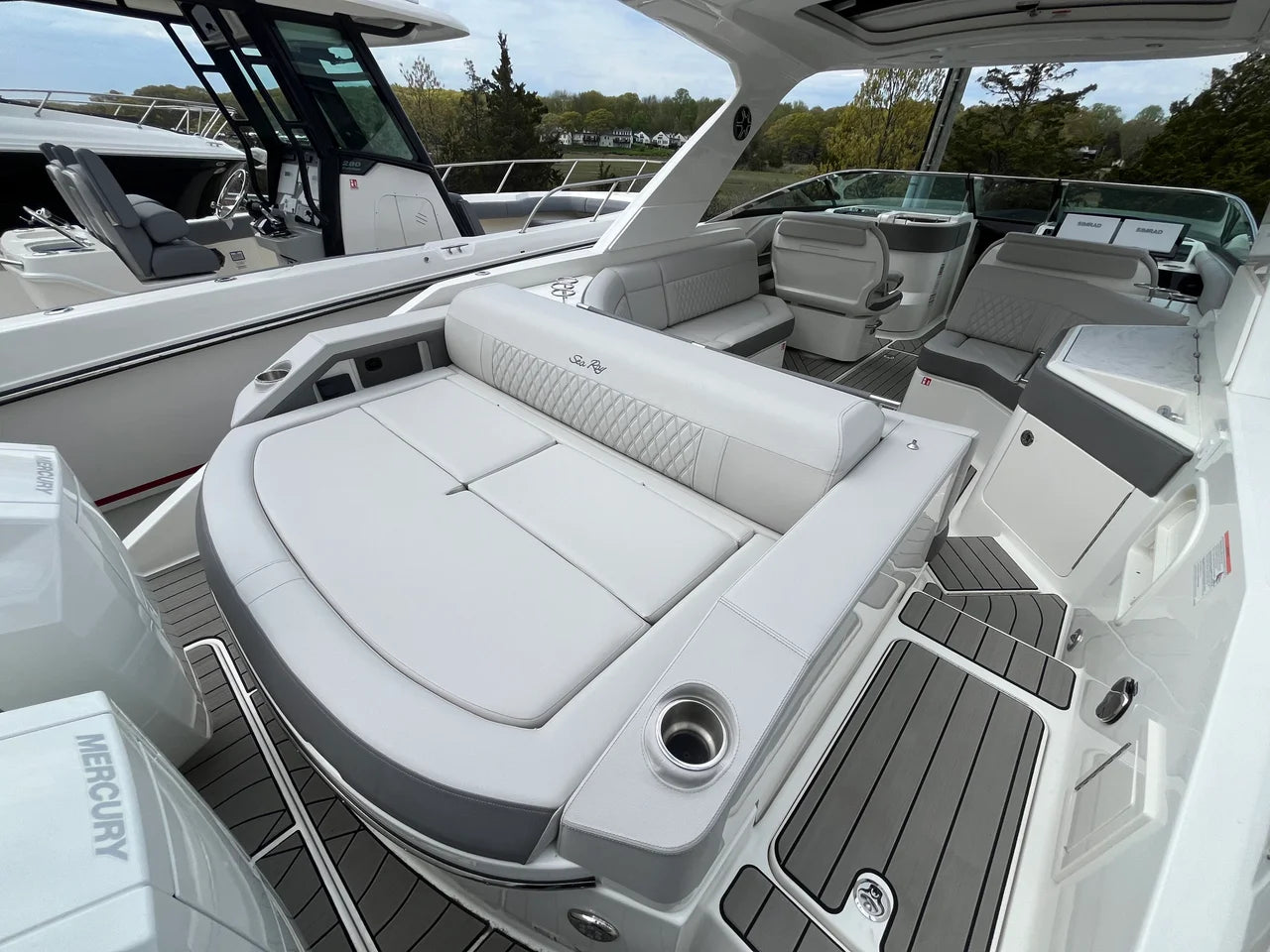 2026 Sea Ray SLX 310 Outboard 31.0 feet, Clearwater, Florida #3