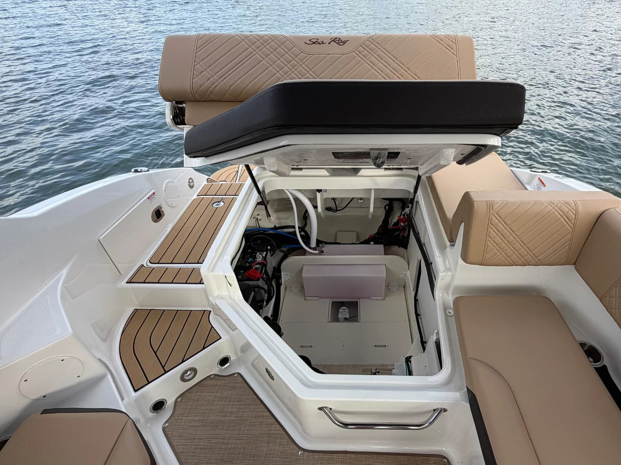 2026 Sea Ray SDX 250 Outboard 25.0 feet, Clearwater, Florida #9