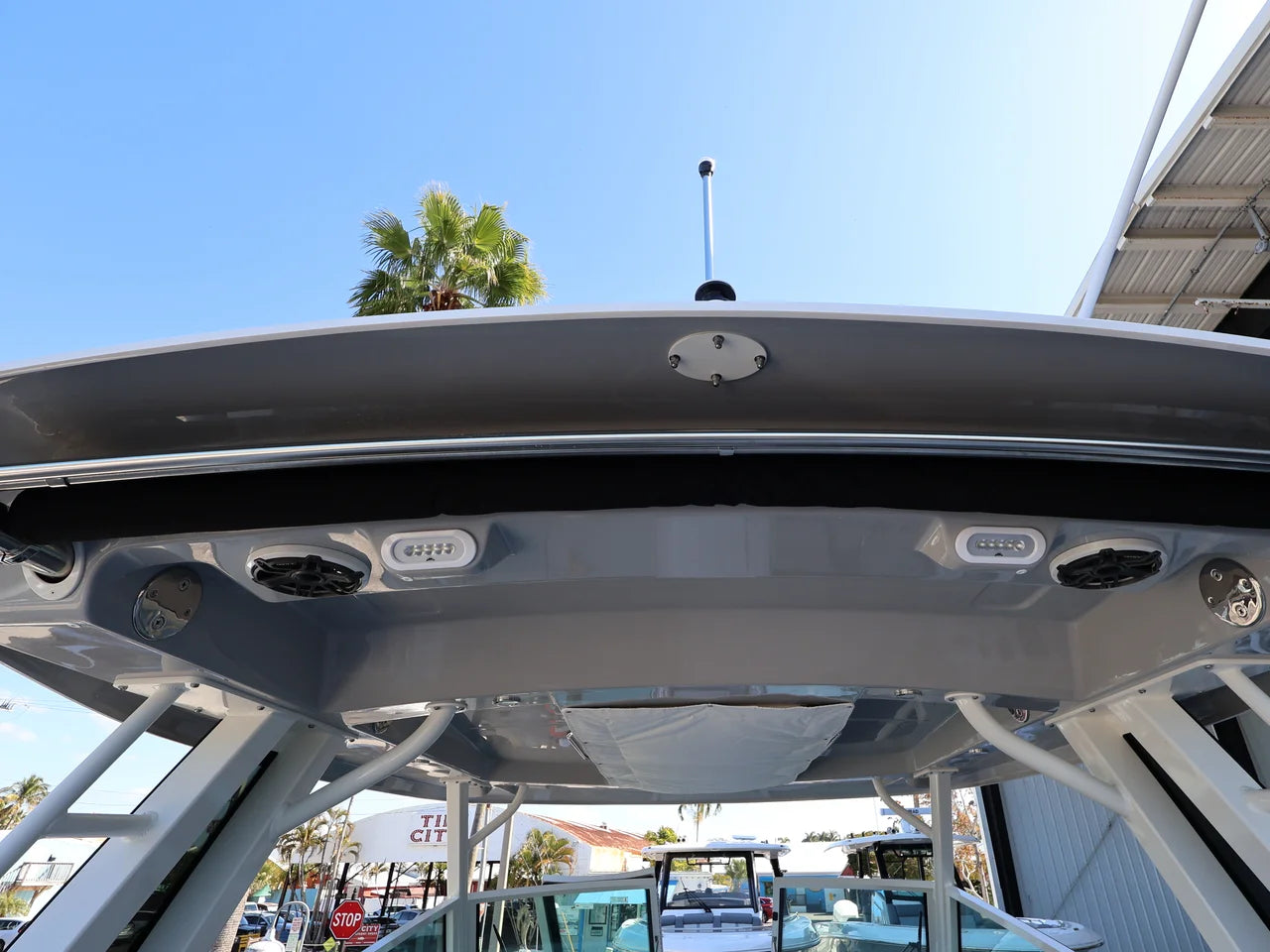 2026 Boston Whaler 330 Vantage 33.0 feet, Clearwater, Florida #45