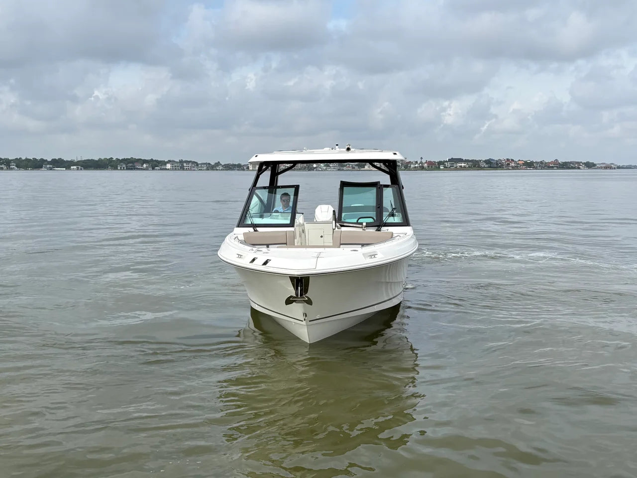 2025 Boston Whaler 330 Vantage 33.0 feet, Clearwater, Florida #12