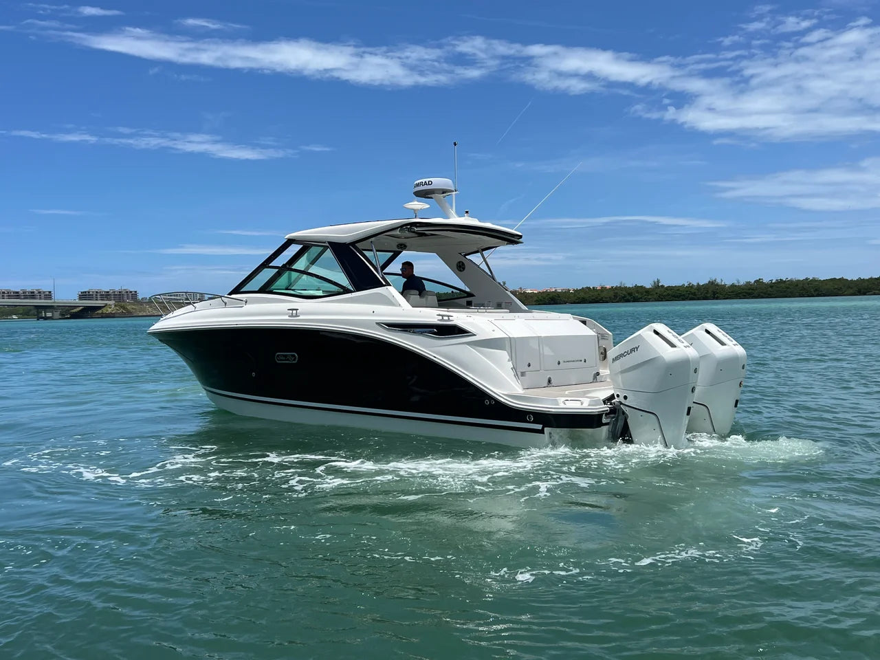 2026 Sea Ray Sundancer 320 Outboard 32.0 feet, Clearwater, Florida #17
