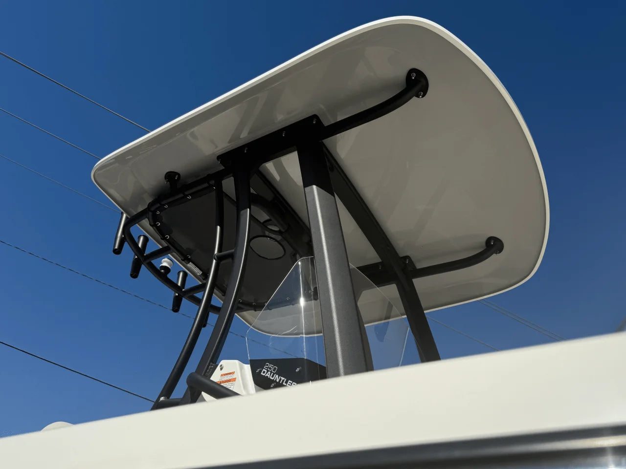 2026 Boston Whaler 250 Dauntless 25.0 feet, Clearwater, Florida #8