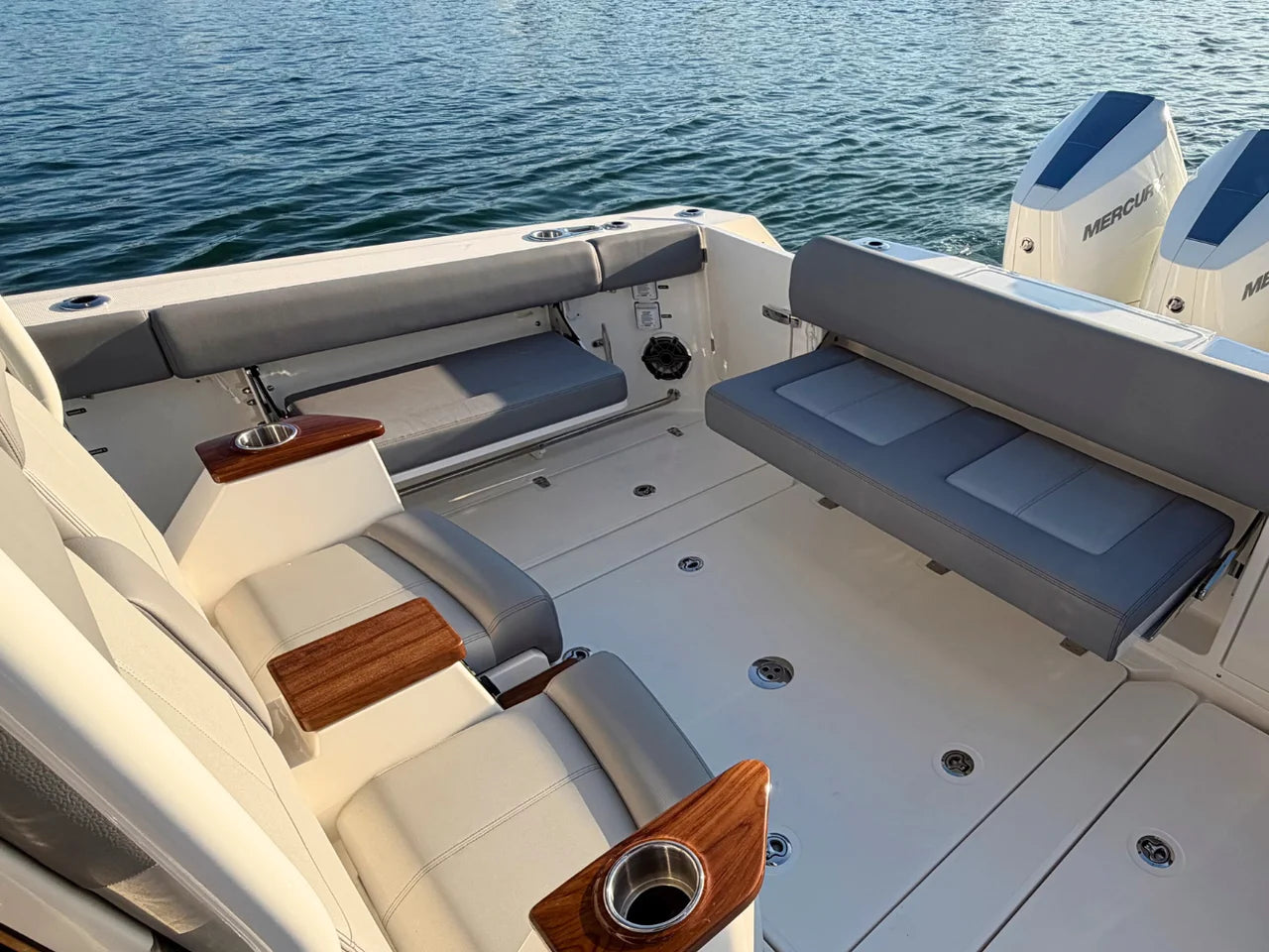 2026 Boston Whaler 360 Outrage 36.0 feet, Clearwater, Florida #8
