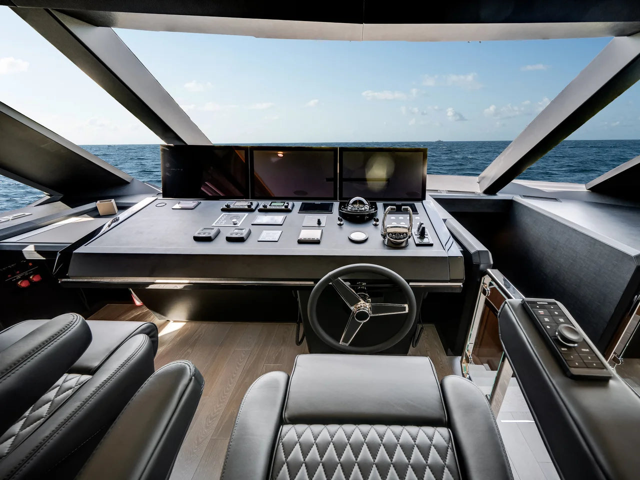 2026 Ocean Alexander 30R 98.0 feet, Clearwater, Florida #14