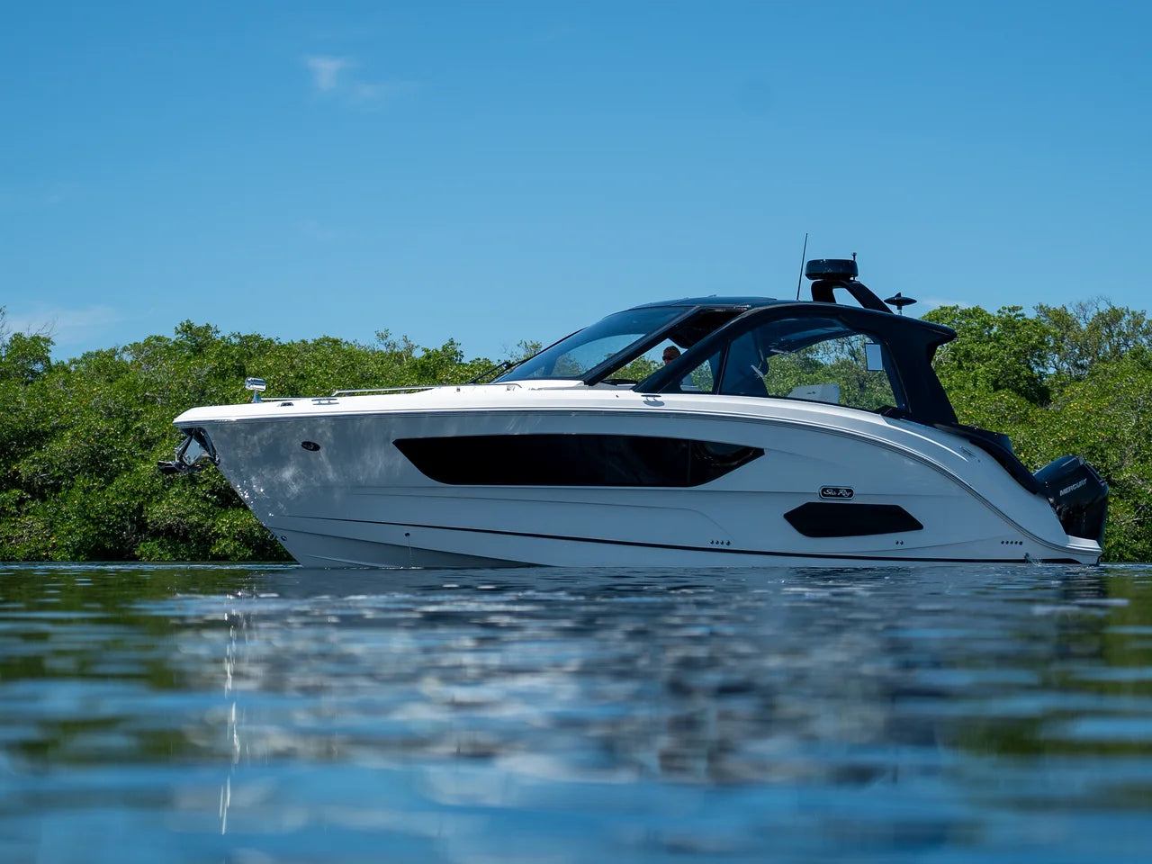 2026 Sea Ray Sundancer 370 Outboard 37.0 feet, Clearwater, Florida #3