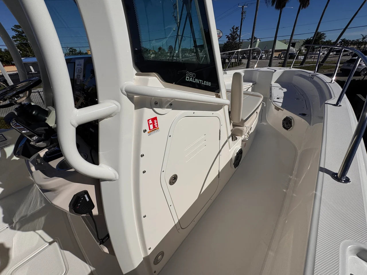2026 Boston Whaler 280 Dauntless 28.0 feet, Clearwater, Florida #21