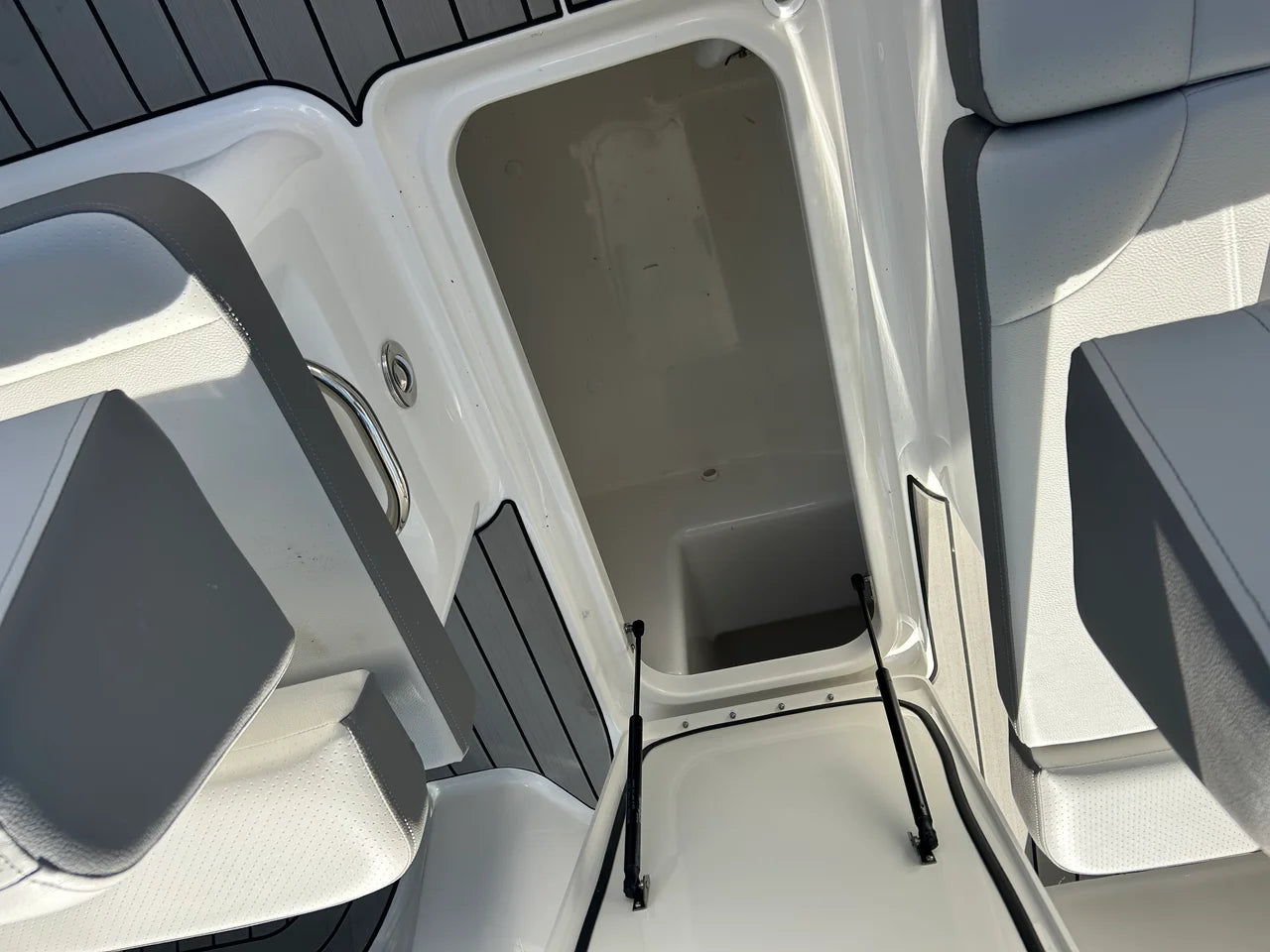 2026 Sea Ray SDX 270 Outboard 27.0 feet, Clearwater, Florida #20