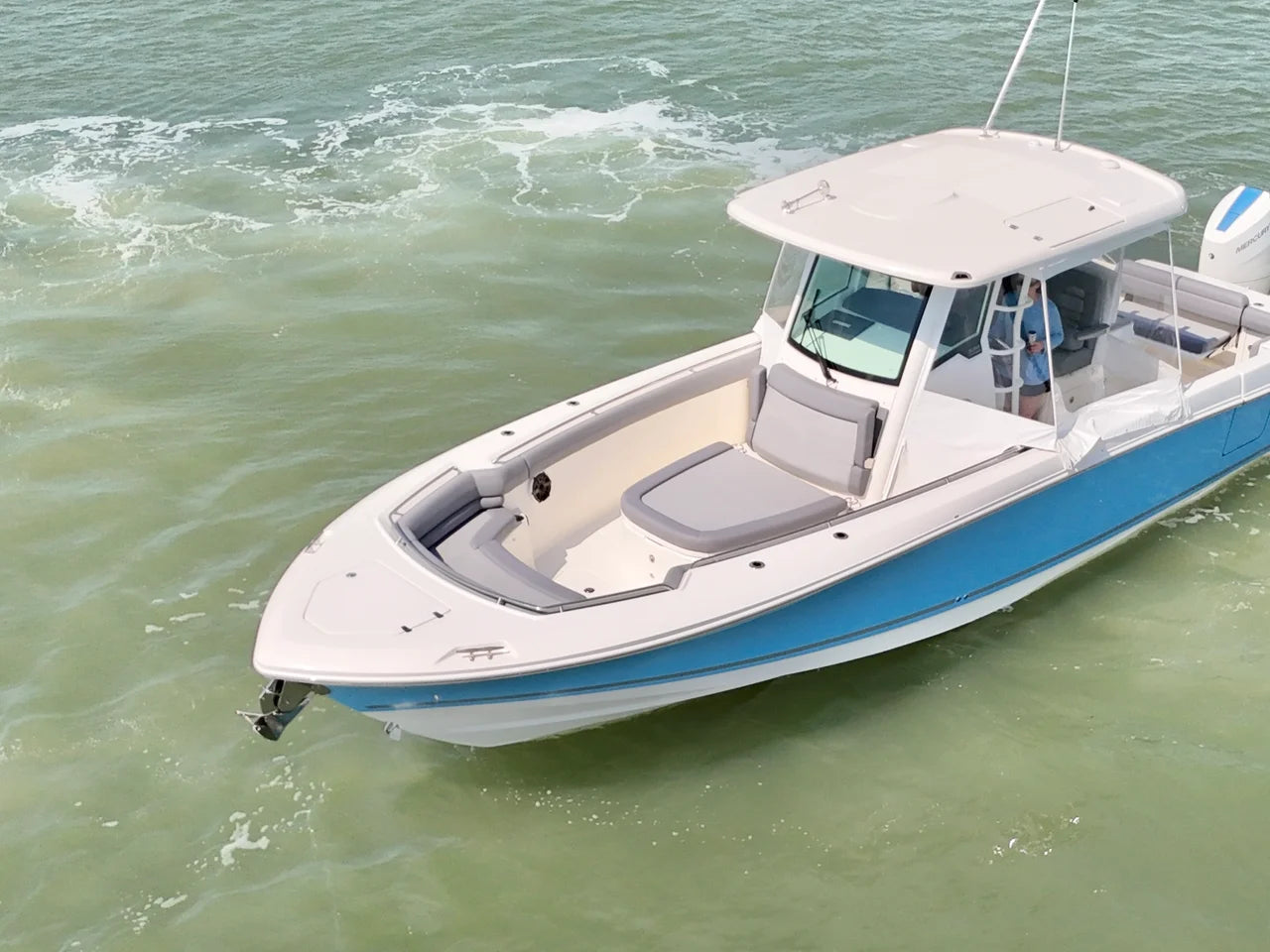 2026 Boston Whaler 330 Outrage 33.0 feet, Clearwater, Florida #14
