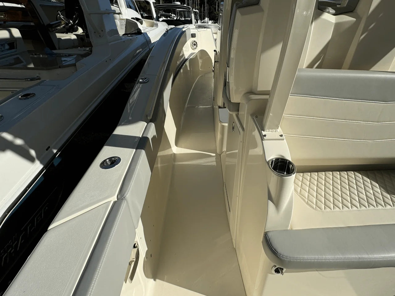 2025 Scout 357 LXF 35.0 feet, Clearwater, Florida #41