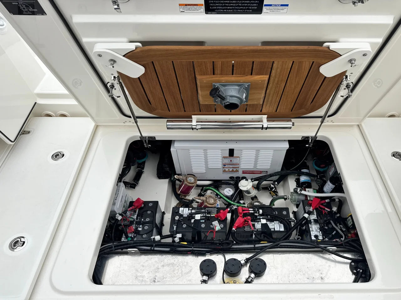 2026 Boston Whaler 325 Conquest 32.0 feet, Clearwater, Florida #12