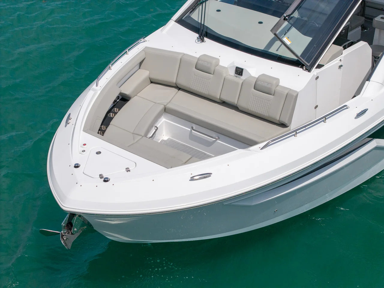 2026 Cruisers Yachts 42 GLS Outboard 42.0 feet, Clearwater, Florida #4