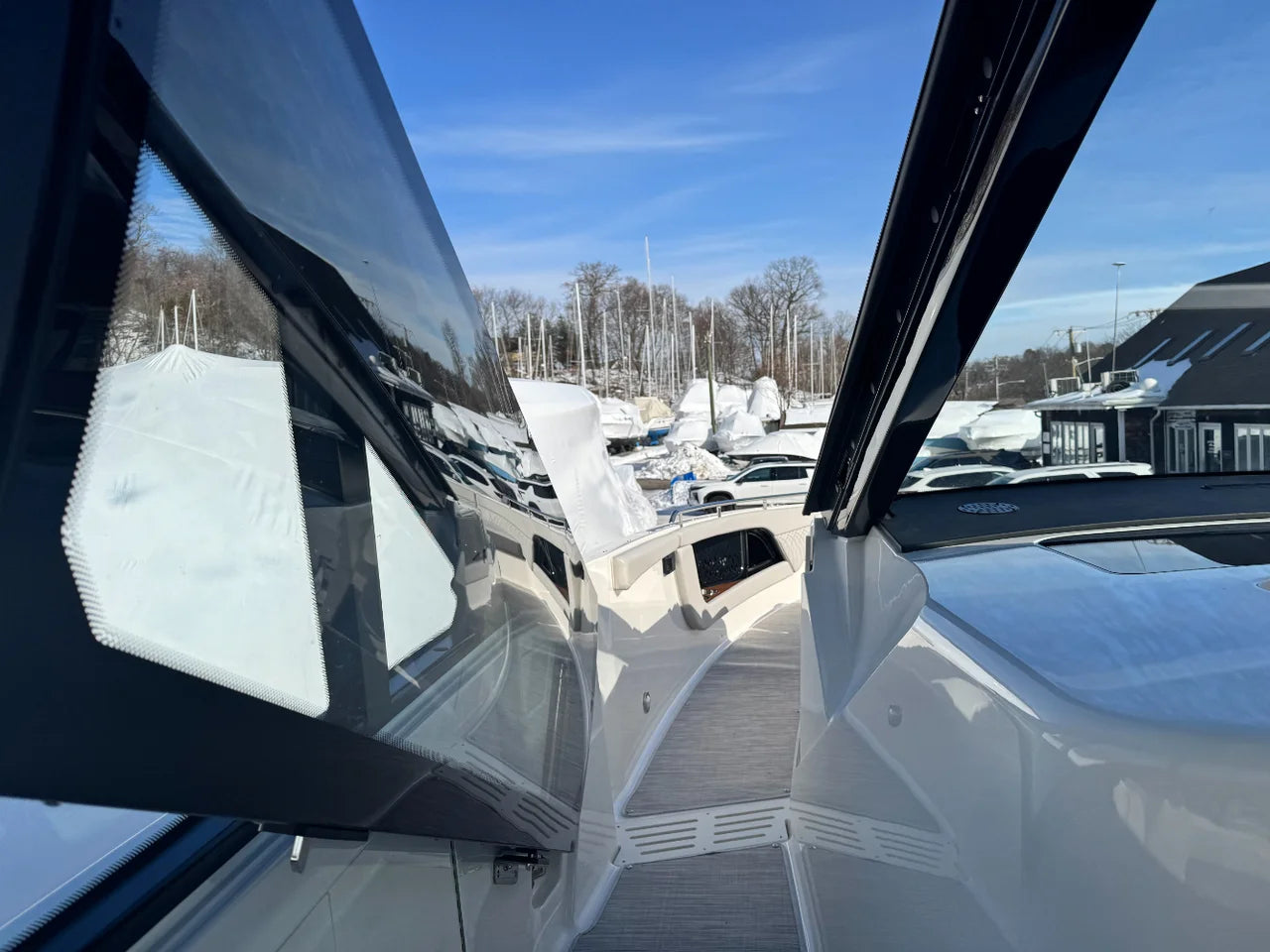 2026 Sea Ray Sundancer 370 Outboard 37.0 feet, Clearwater, Florida #32