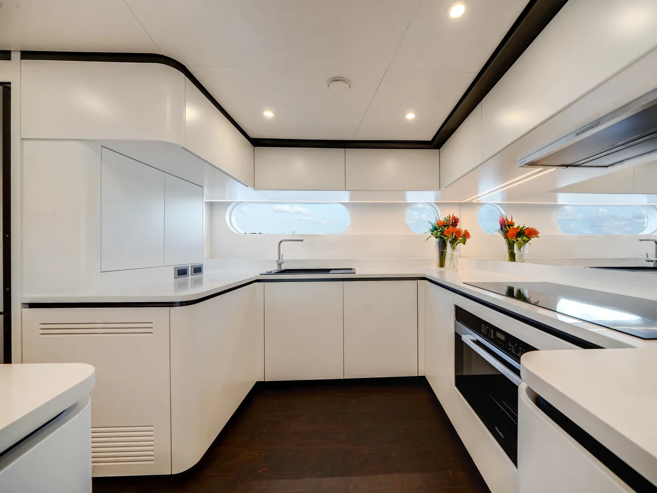 2026 Azimut Magellano 30M 95.0 feet, Clearwater, Florida #87