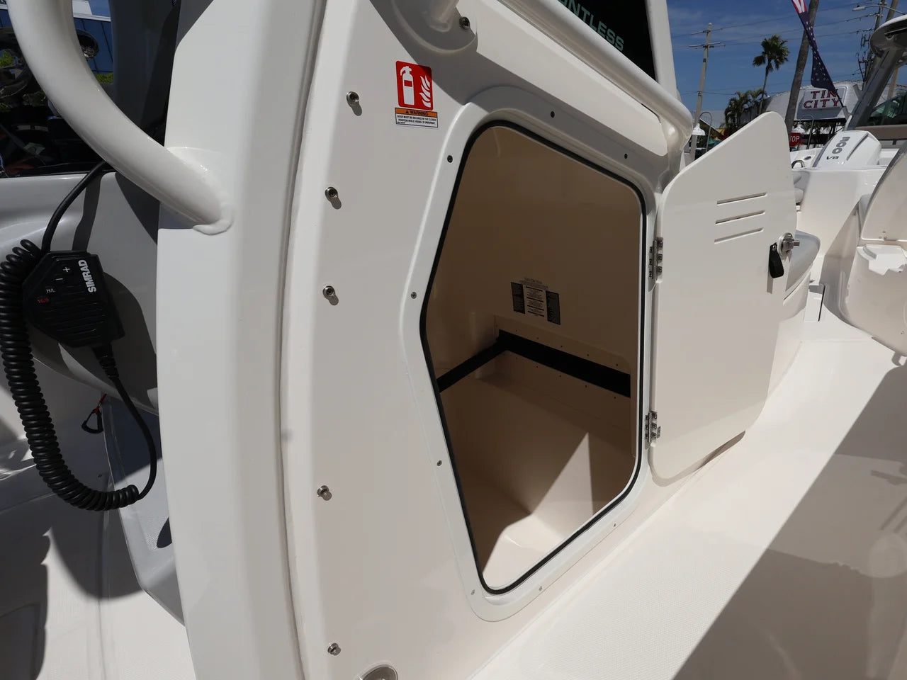 2026 Boston Whaler 280 Dauntless 28.0 feet, Clearwater, Florida #23