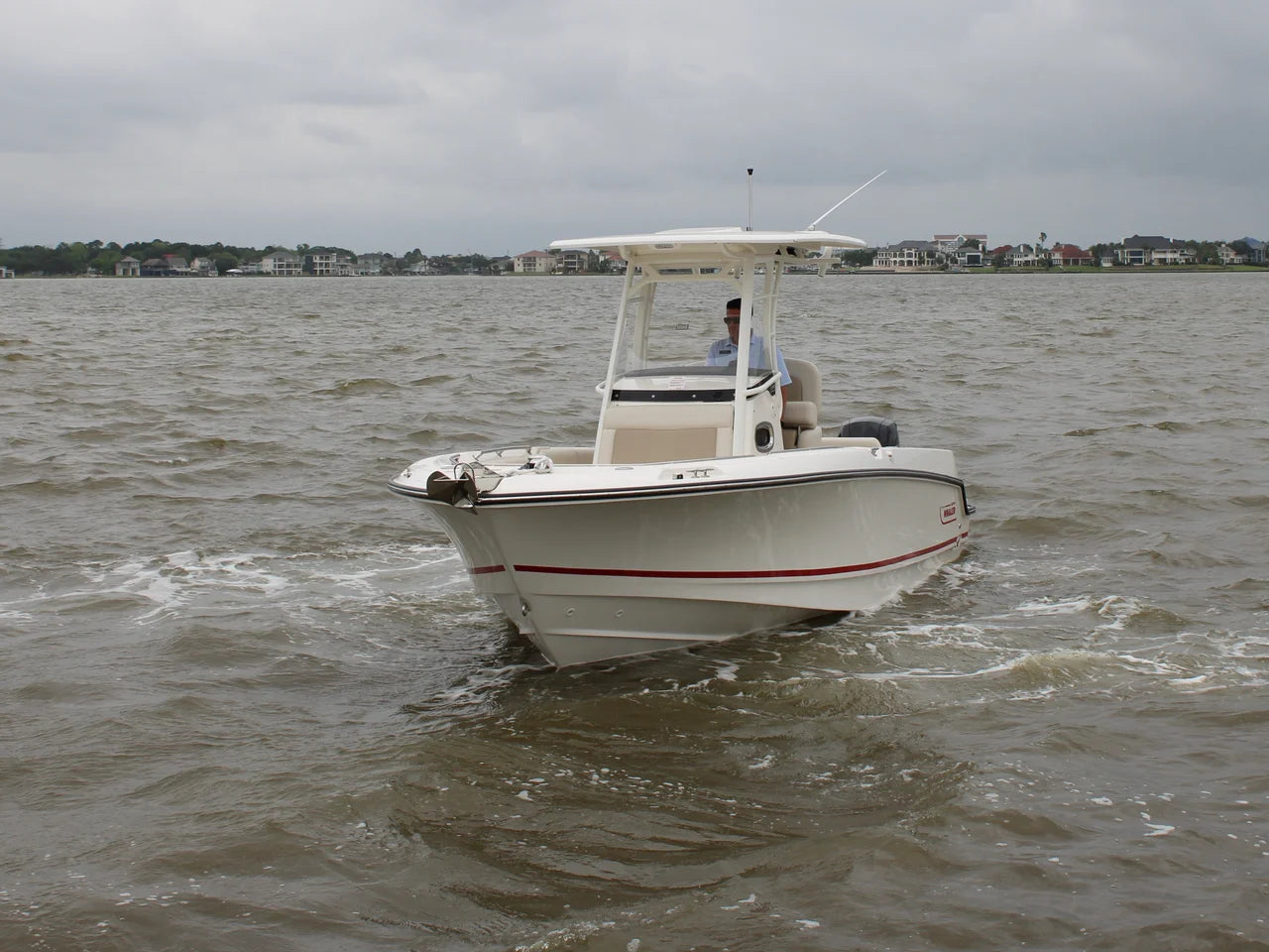 2026 Boston Whaler 230 Outrage 23.0 feet, Clearwater, Florida #3