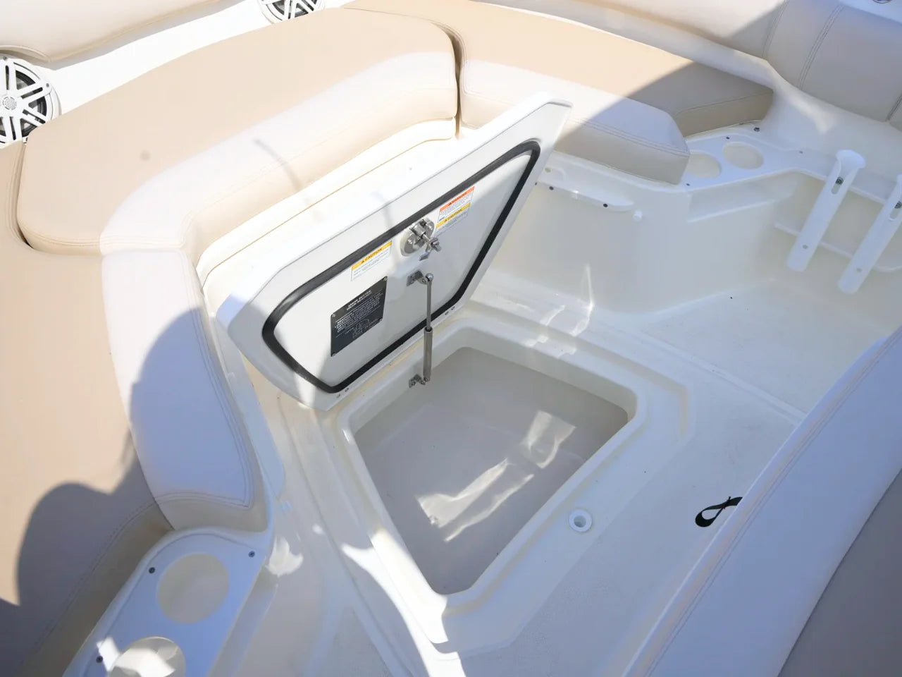 2026 Boston Whaler 230 Outrage 23.0 feet, Clearwater, Florida #21
