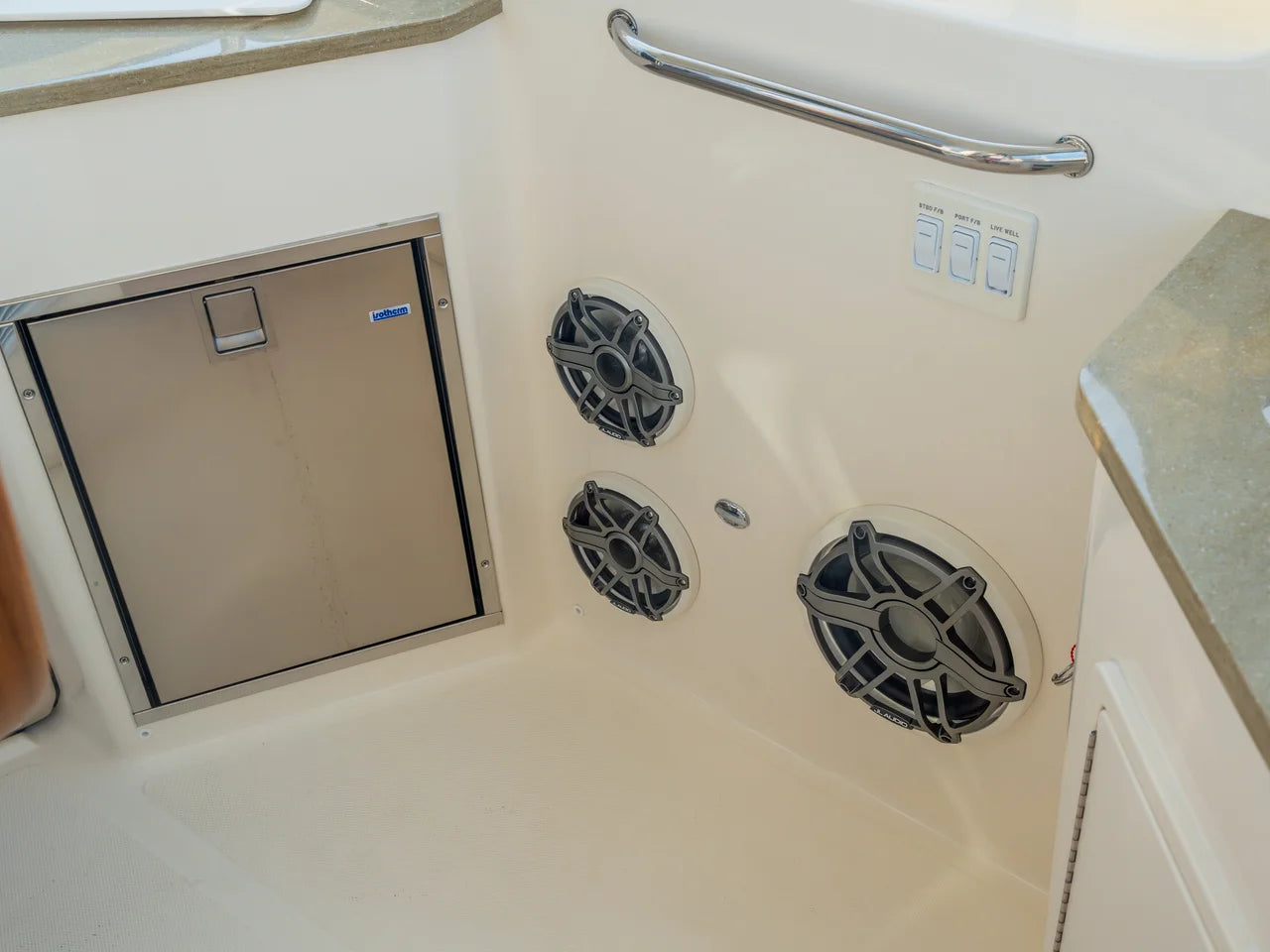 2026 Boston Whaler 350 Realm 35.0 feet, Clearwater, Florida #16