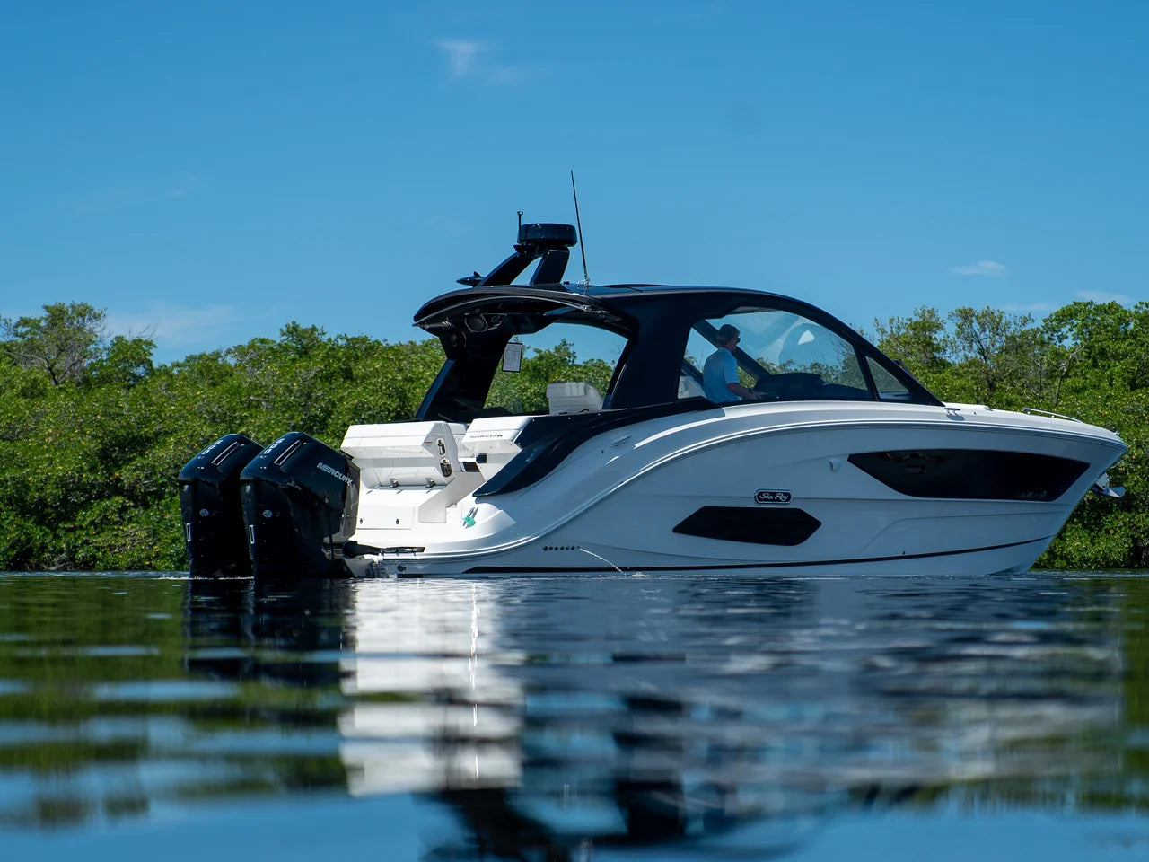 2026 Sea Ray Sundancer 370 Outboard 37.0 feet, Clearwater, Florida #44