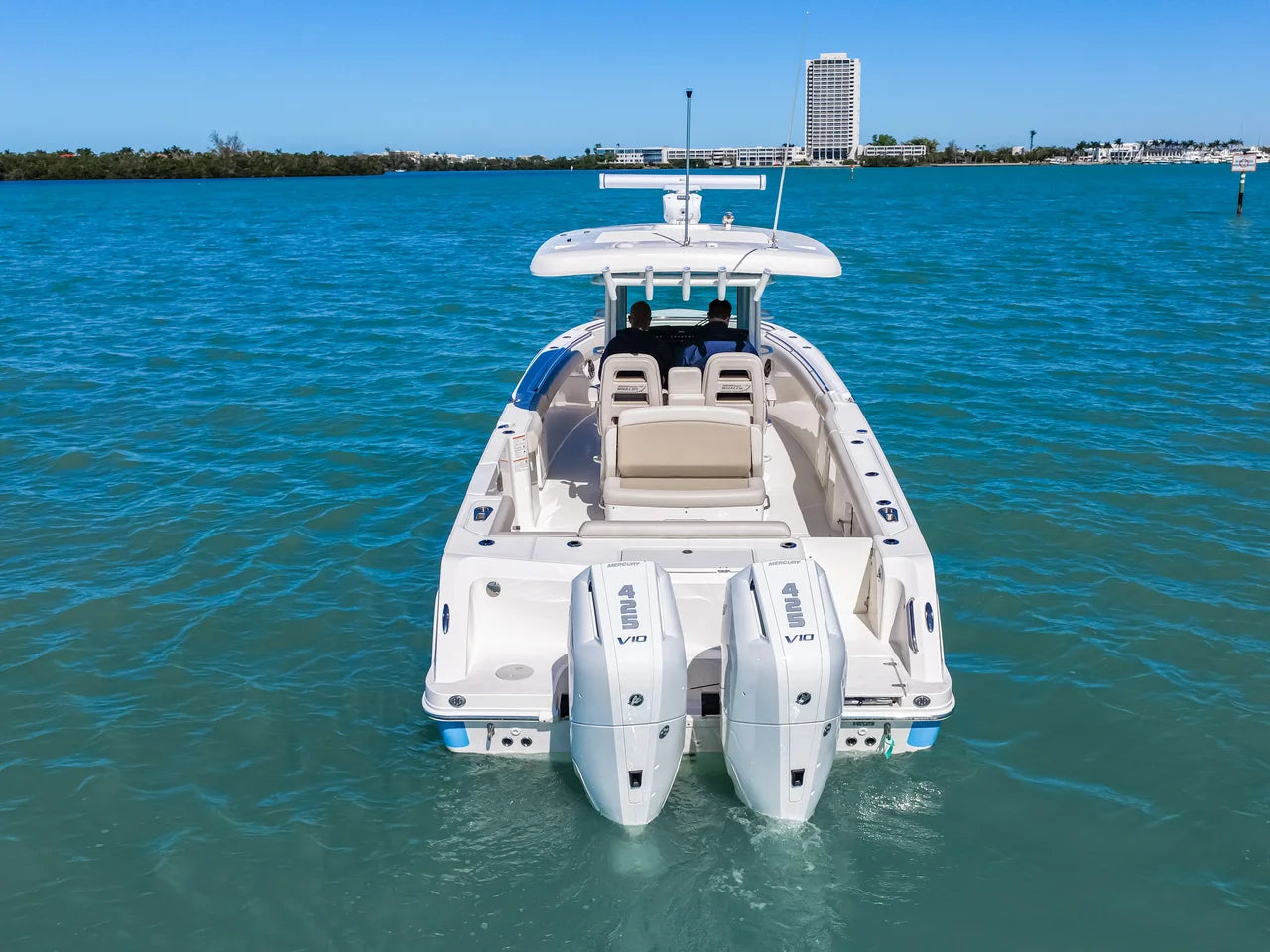 2026 Boston Whaler 330 Outrage 33.0 feet, Clearwater, Florida #5