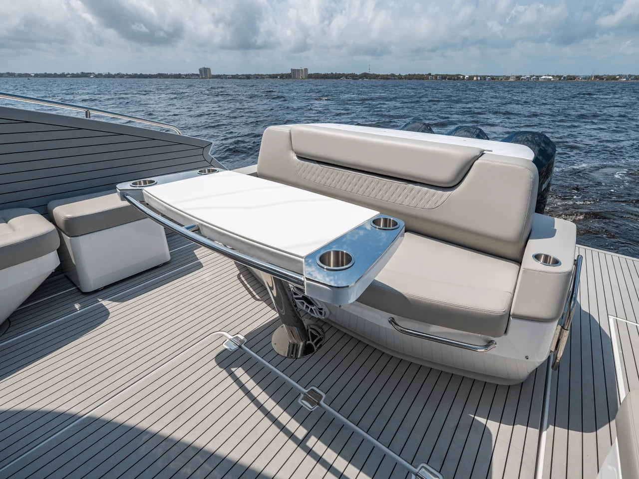 2025 Cruisers Yachts 50 GLS 50.0 feet, Clearwater, Florida #28