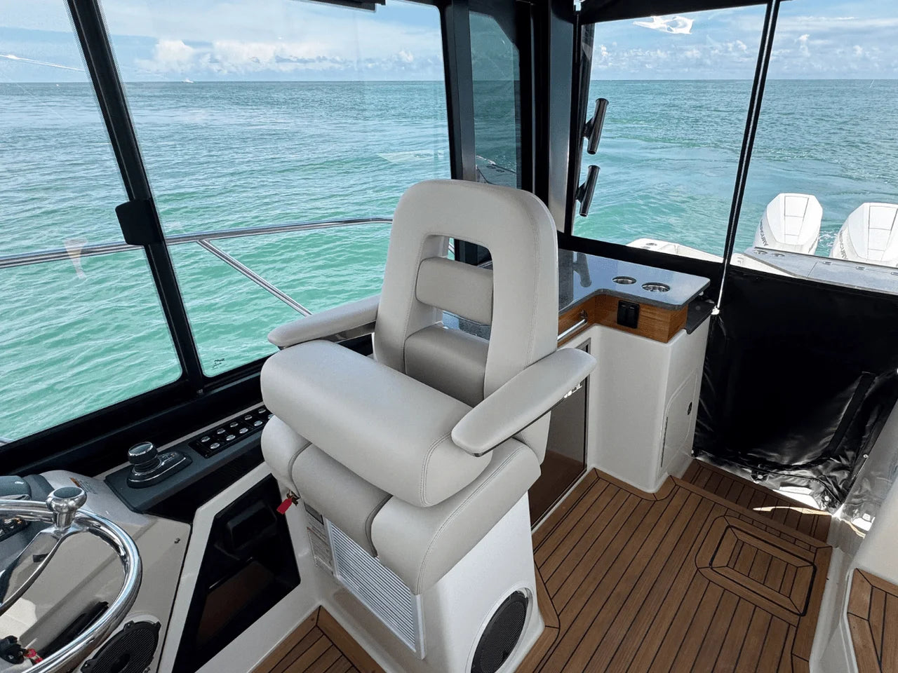 2026 Boston Whaler 365 Conquest 36.0 feet, Clearwater, Florida #25