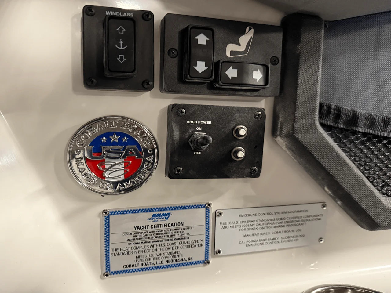 2025 Cobalt R8 Outboard 28.0 feet, Crosslake, MN #112
