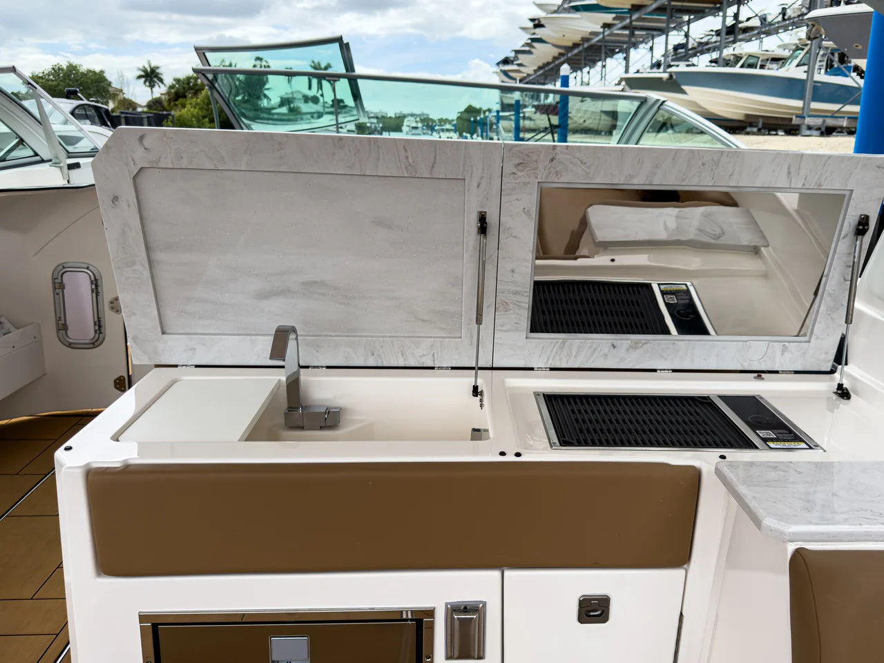 2025 Aviara AV40 Outboard 40.0 feet, Clearwater, Florida #15