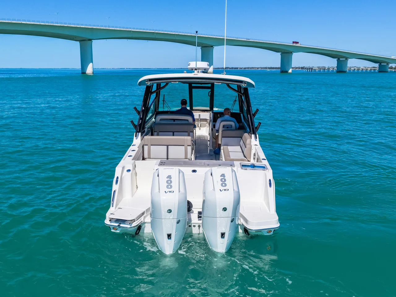 2026 Boston Whaler 330 Vantage 33.0 feet, Clearwater, Florida #14