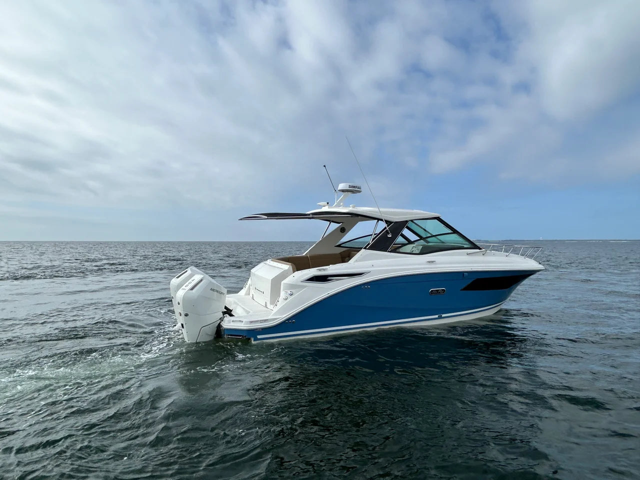 2026 Sea Ray Sundancer 320 Outboard 32.0 feet, Clearwater, Florida #9