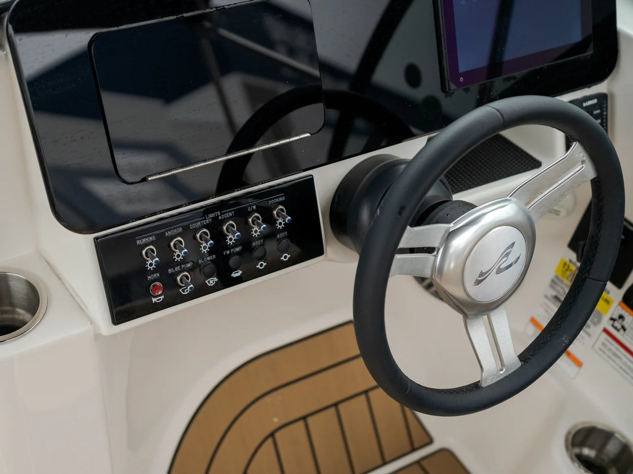 2026 Sea Ray SDX 230 Outboard 23.0 feet, Clearwater, Florida #17