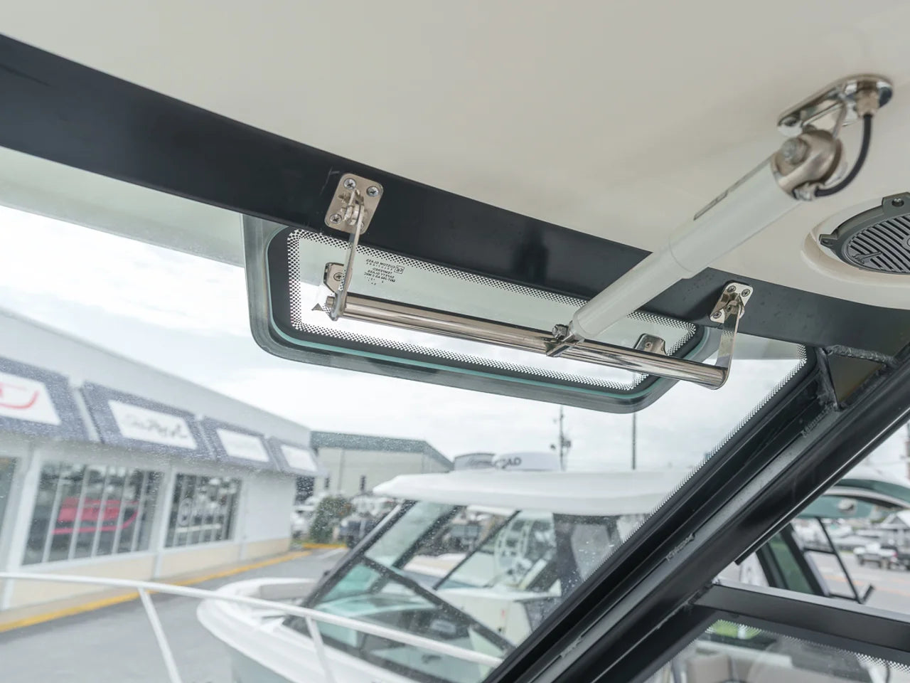 2026 Boston Whaler 325 Conquest 32.0 feet, Clearwater, Florida #27
