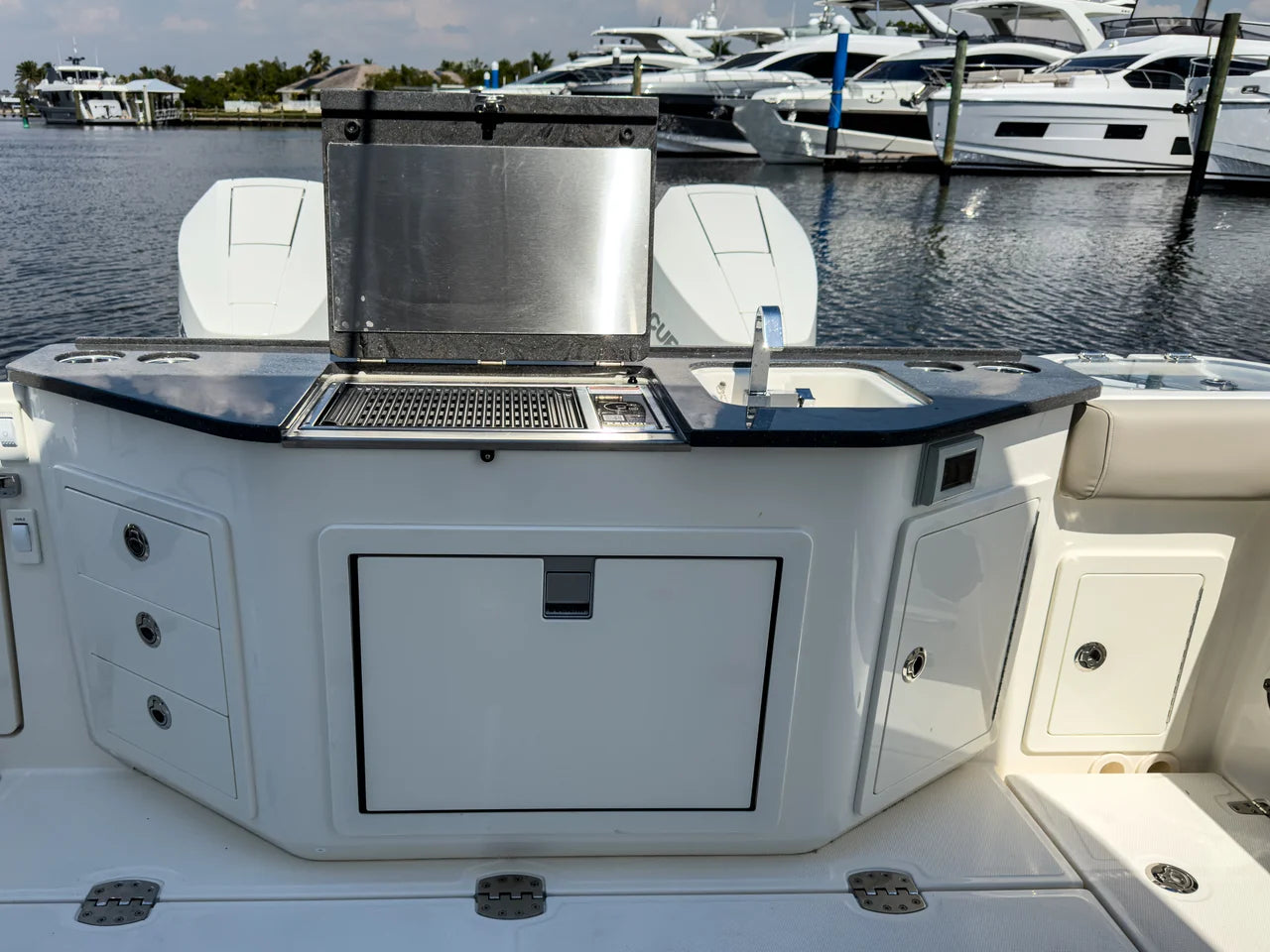 2026 Boston Whaler 365 Conquest 36.0 feet, Clearwater, Florida #7