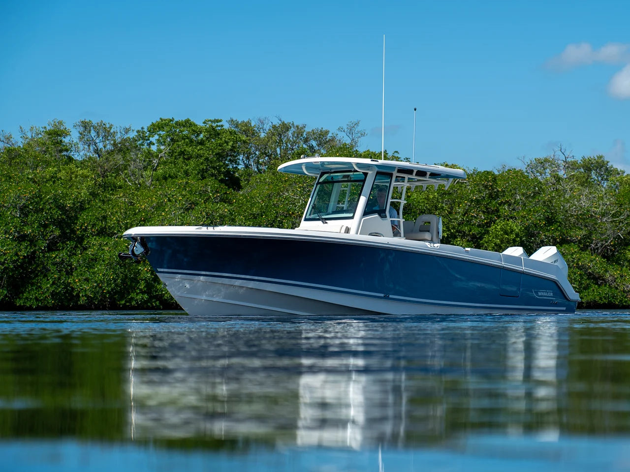 2026 Boston Whaler 330 Outrage 33.0 feet, Clearwater, Florida #28