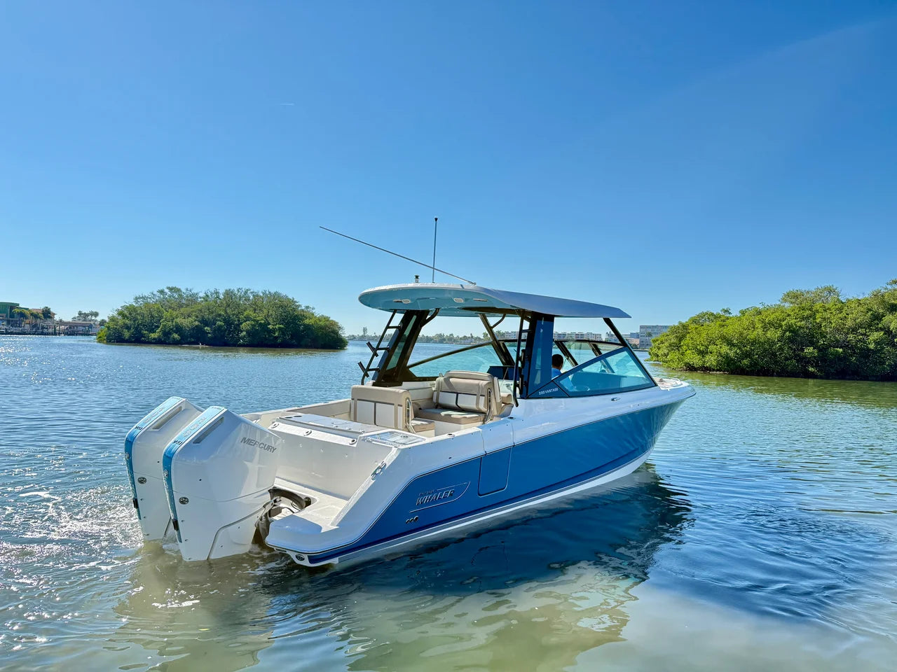 2026 Boston Whaler 330 Vantage 33.0 feet, Clearwater, Florida #4
