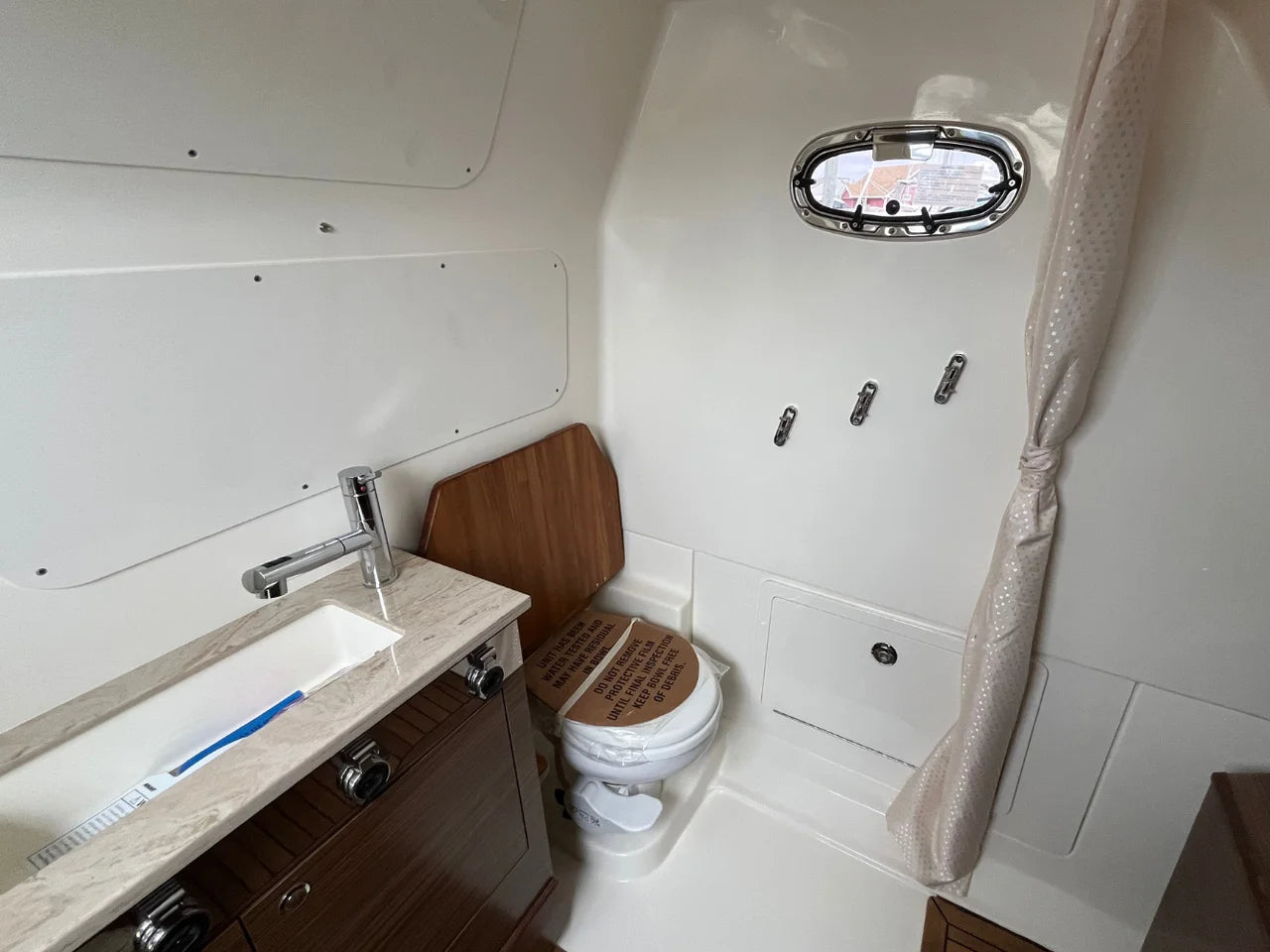 2026 Boston Whaler 360 Outrage 36.0 feet, Clearwater, Florida #55