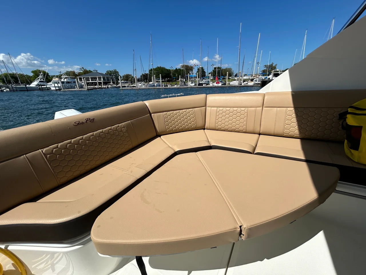 2026 Sea Ray Sundancer 320 Outboard 32.0 feet, Clearwater, Florida #18