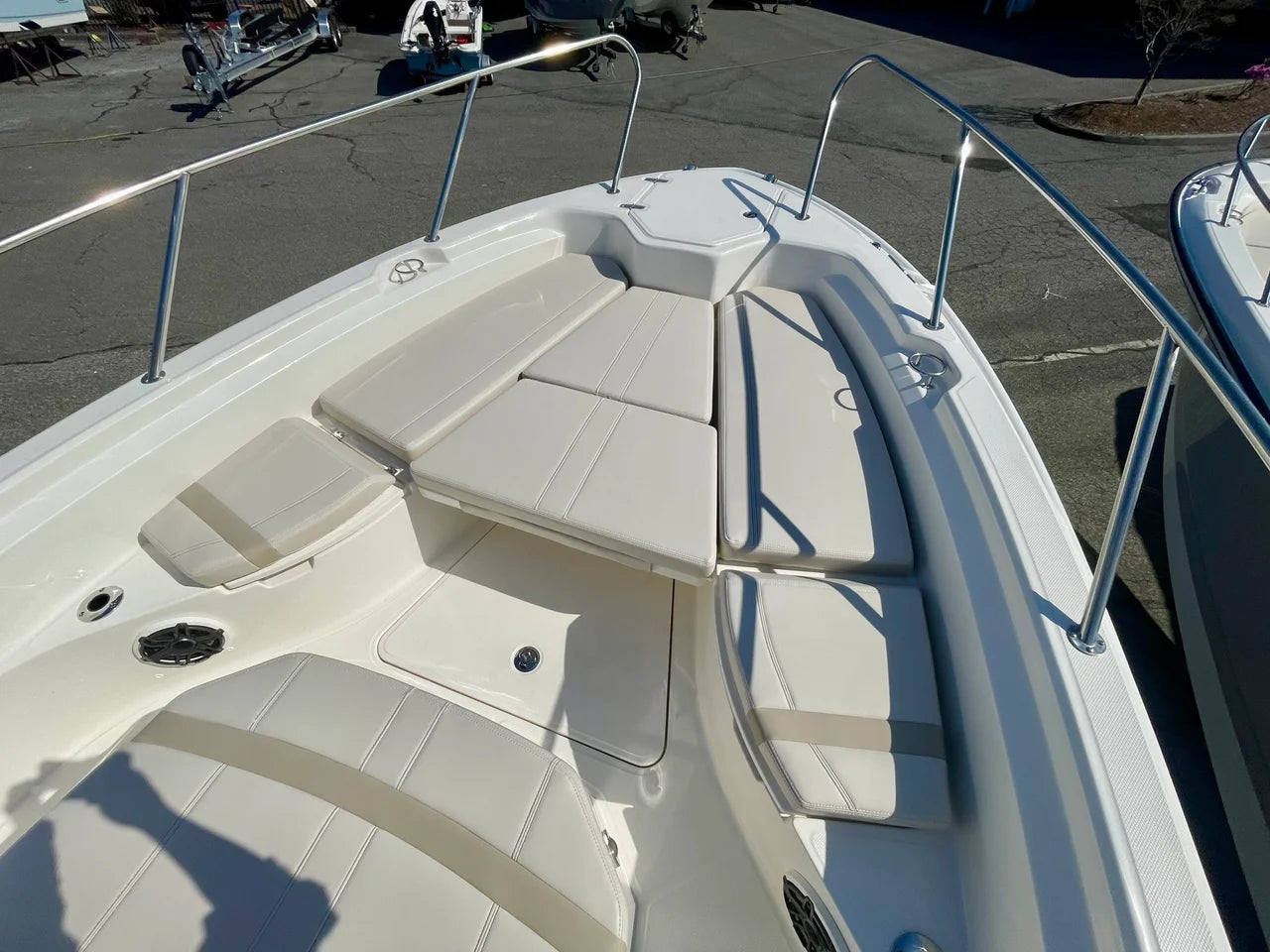 2026 Boston Whaler 280 Dauntless 28.0 feet, Clearwater, Florida #18