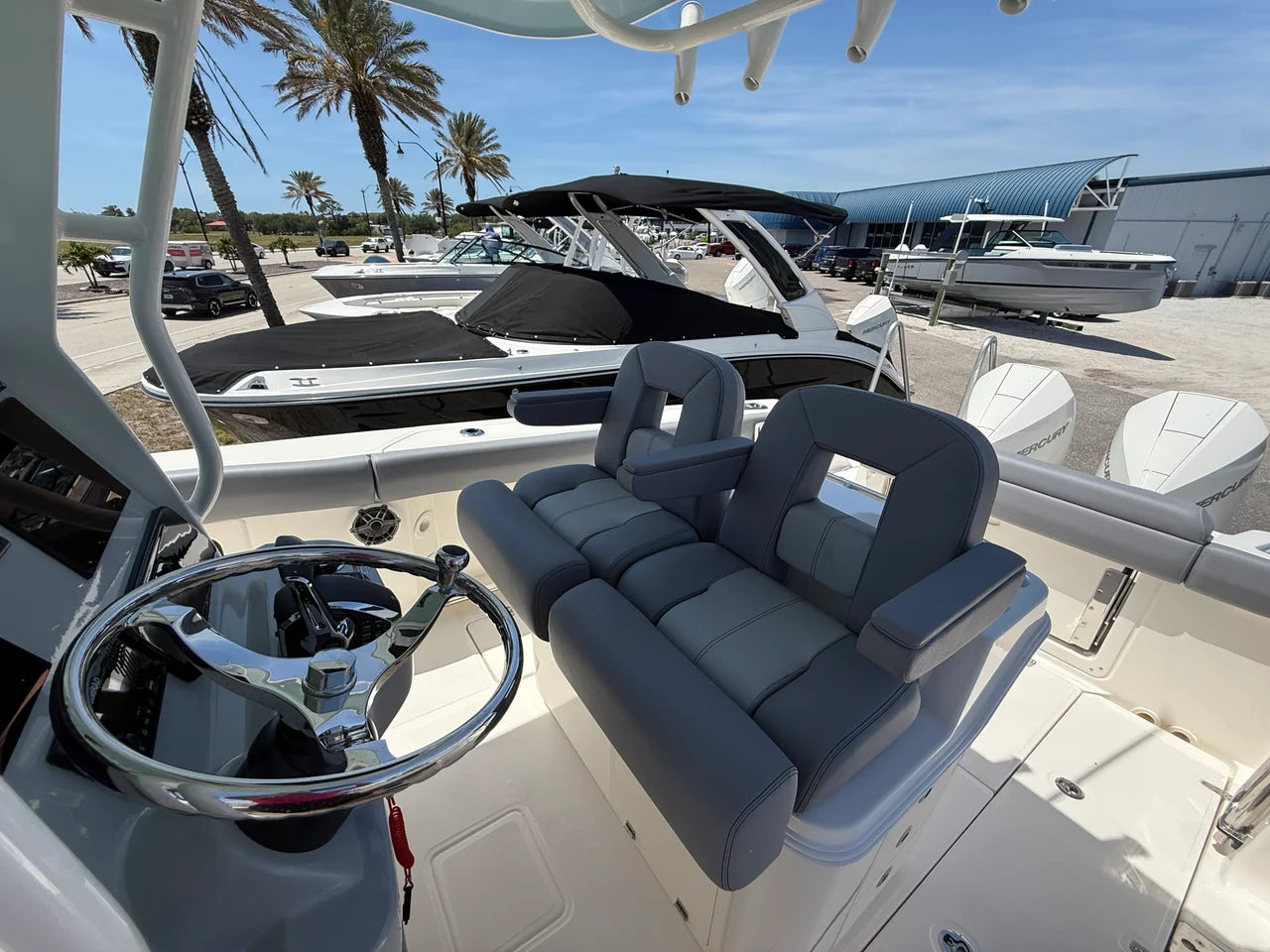 2026 Boston Whaler 280 Outrage 28.0 feet, Clearwater, Florida #8