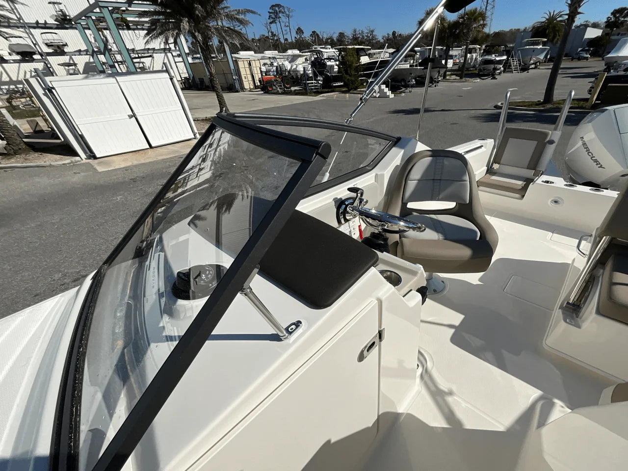 2025 Boston Whaler 210 Vantage 21.0 feet, Clearwater, Florida #28
