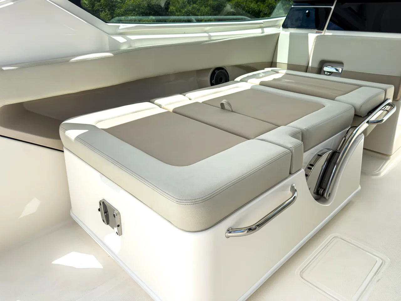 2026 Boston Whaler 280 Vantage 27.0 feet, Clearwater, Florida #12