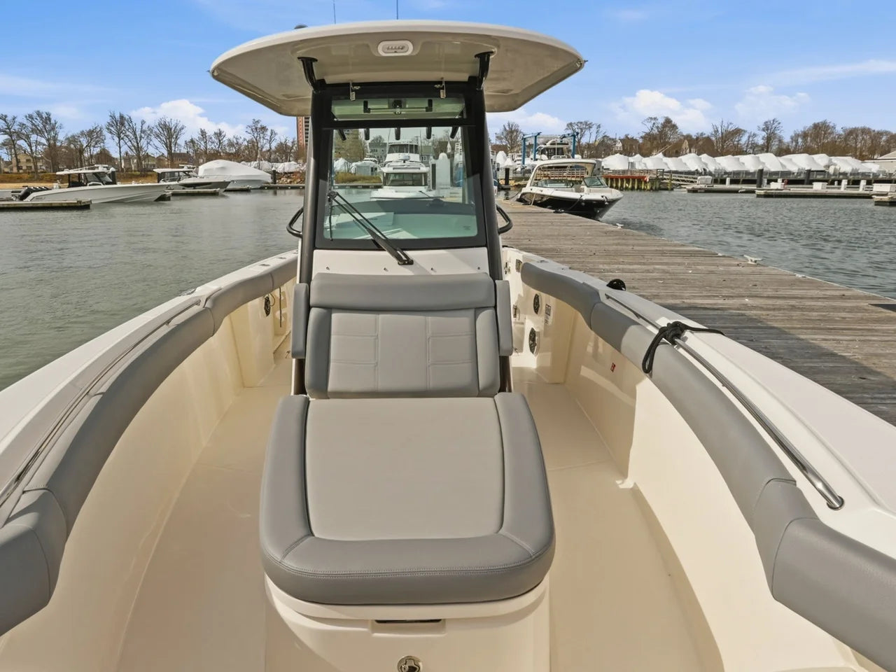 2026 Boston Whaler 280 Outrage 28.0 feet, Clearwater, Florida #18